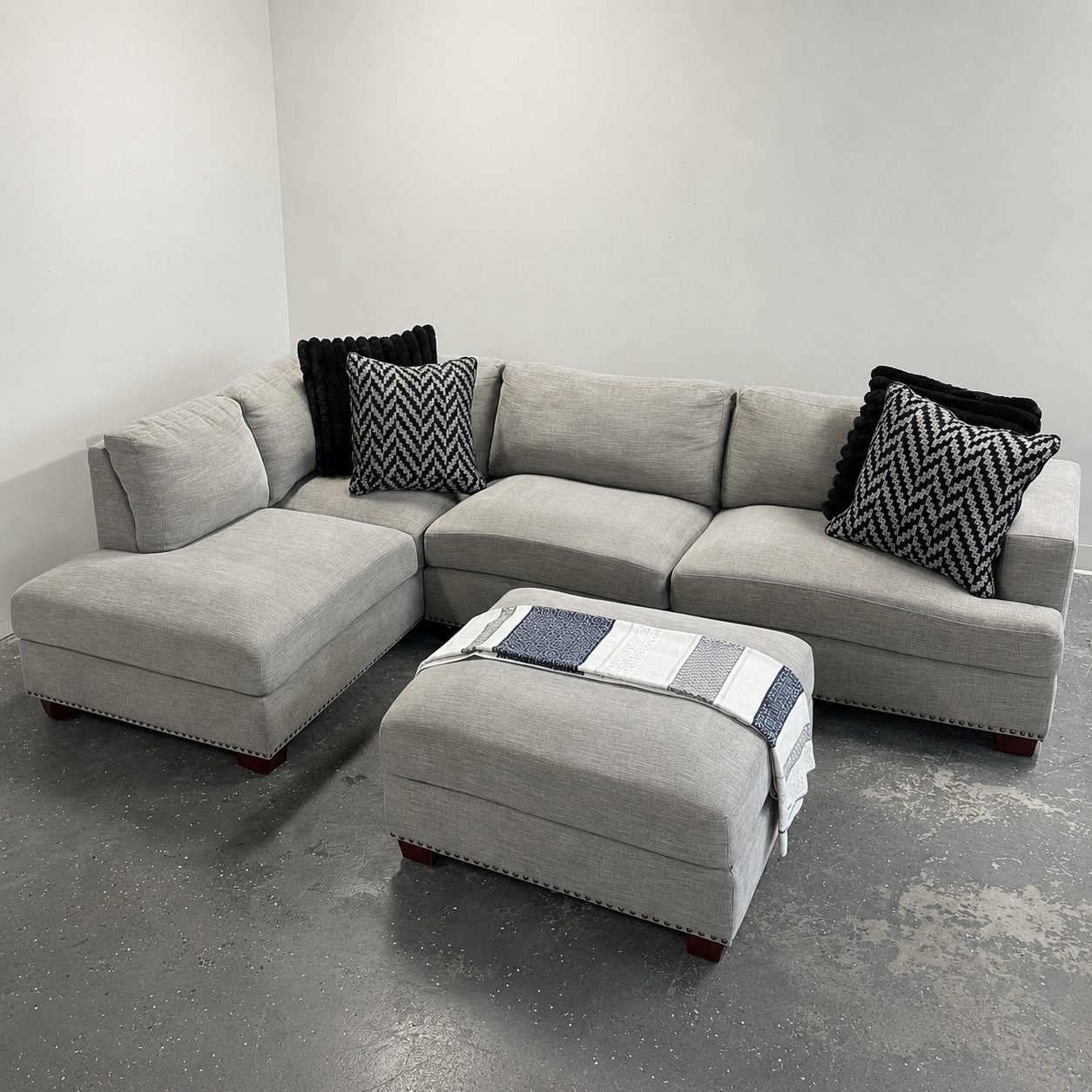 Gray Penelope 2 Piece Sectional w/ Ottoman